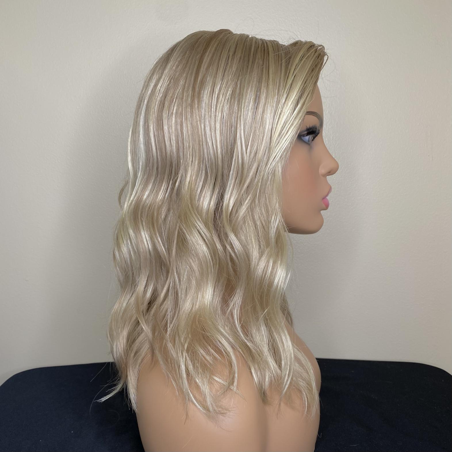 heidi-24b22-side